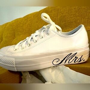 Custom made converse for men/women size 8. Never worn! Only tried on once.